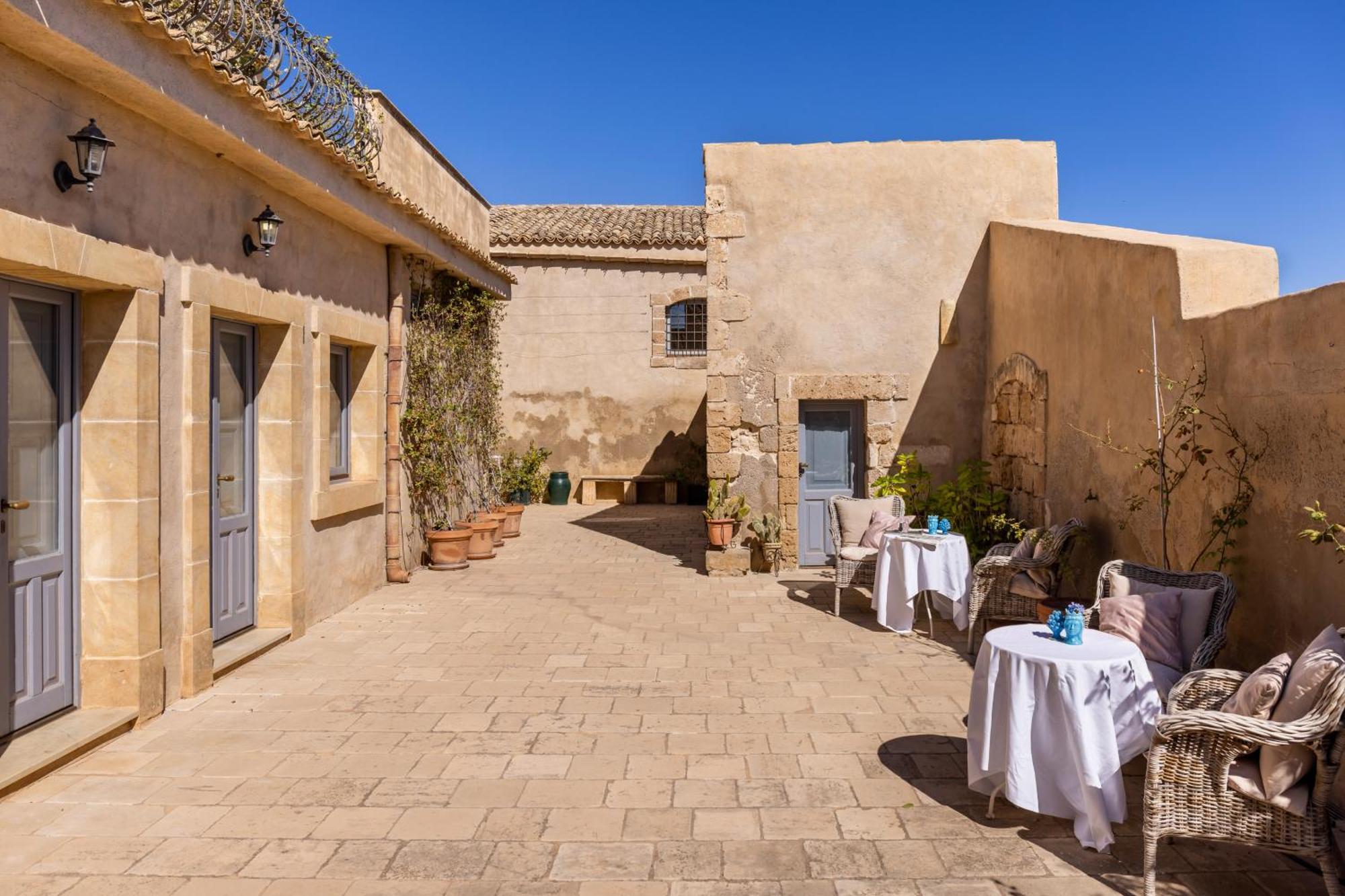 Masseria Costanza Vendicari Noto Exteriör bild